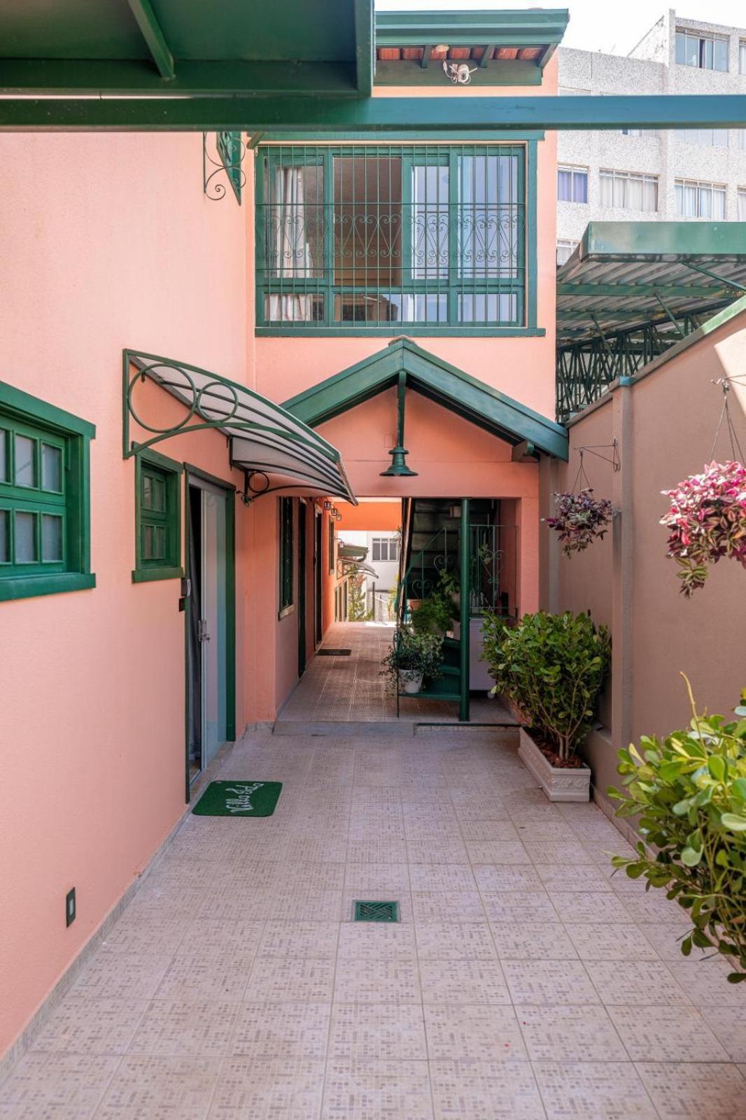 Villa Ida Acomodacoes, Suites Aconchegantes E Charmosas No Centro Serra Negra  Habitación foto